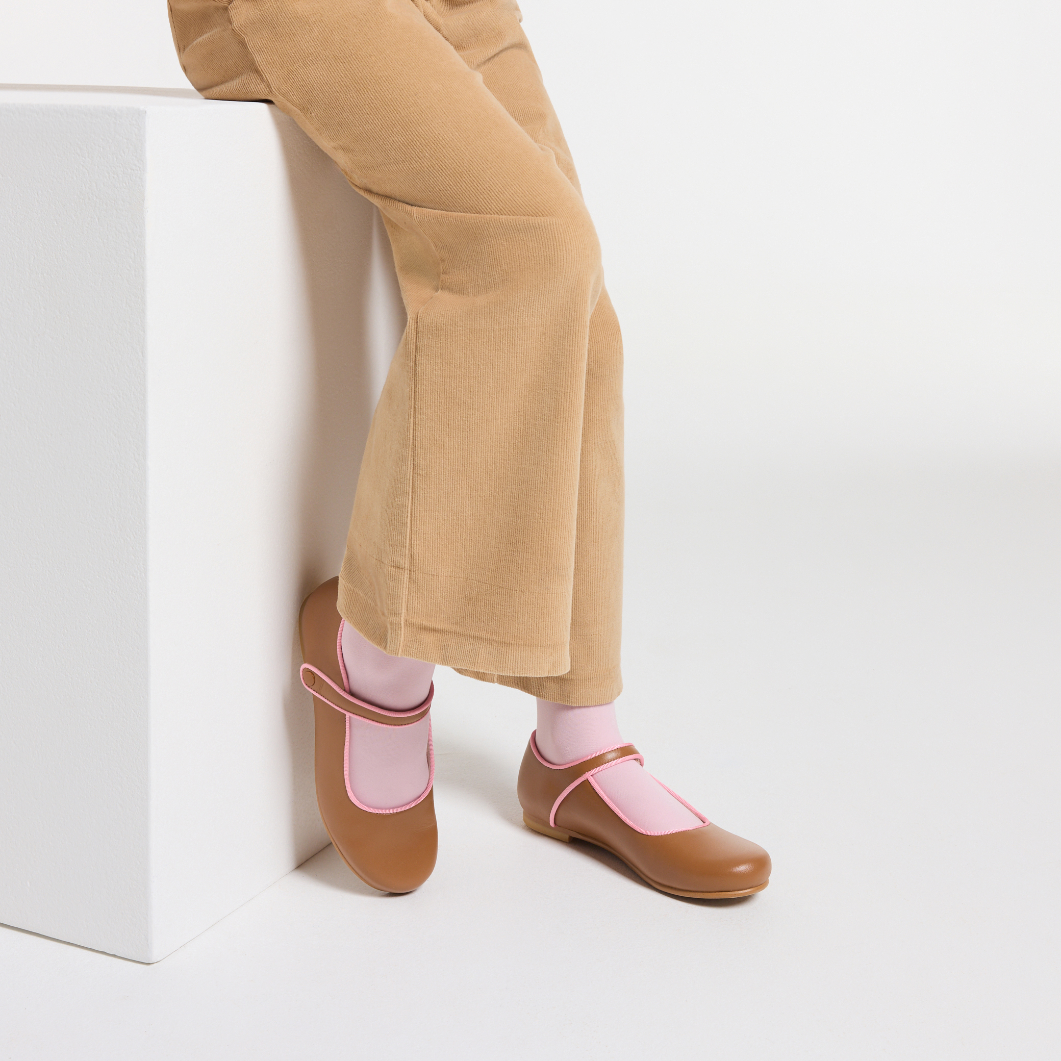 Jacadi - Sapatos Mary Jane criança menina em couro envernizado - CAMEL